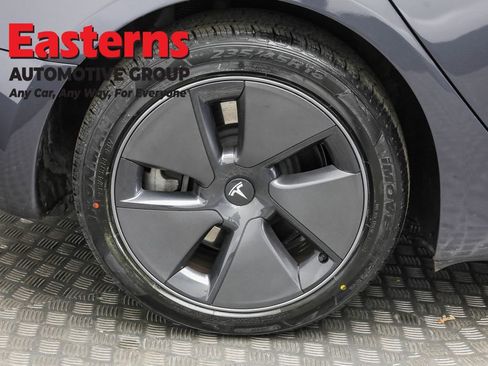Used 2023 Tesla Model 3 Standard Range image 27