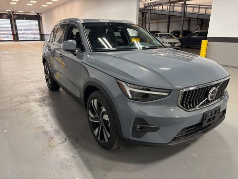 Certified 2023 Volvo XC40 B5 Ultimate w/ Protection Package Premier image 1