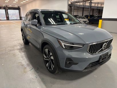 Certified 2023 Volvo XC40 B5 Ultimate w/ Protection Package Premier