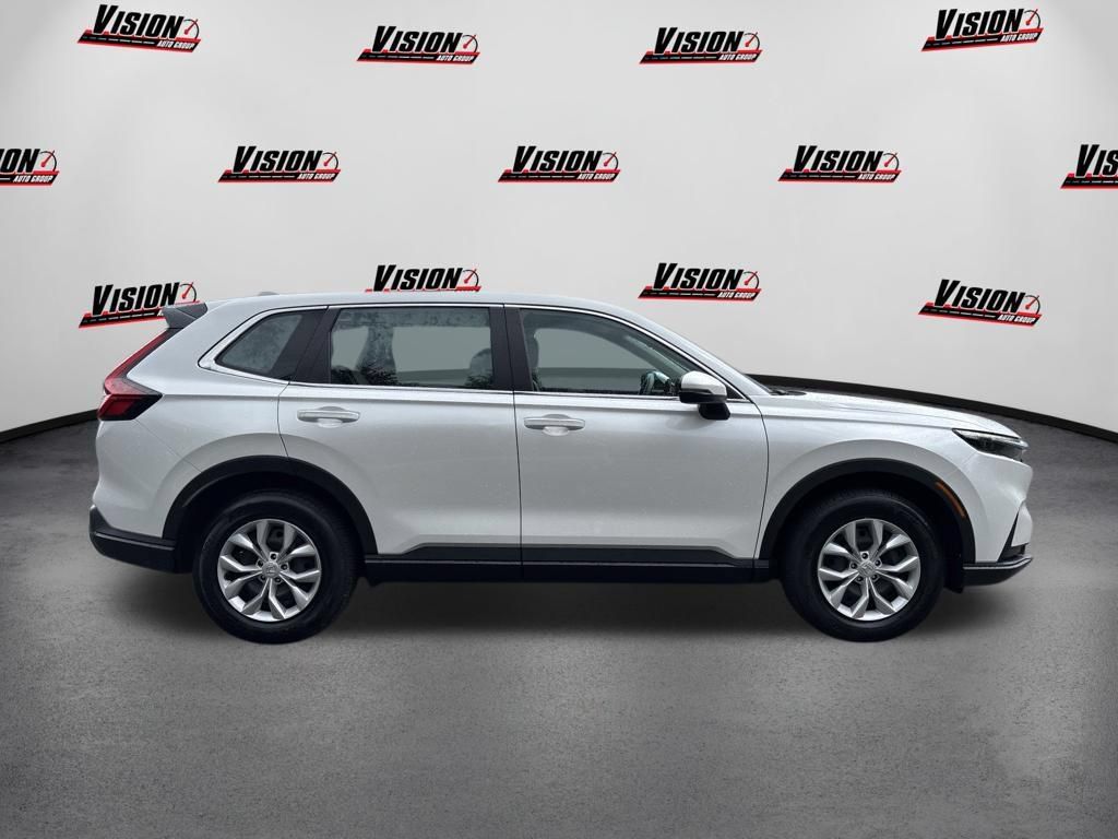 Used 2023 Honda CR-V LX image 4