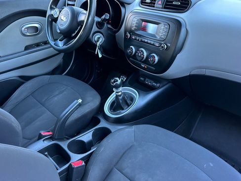 Used 2014 Kia Soul image 17