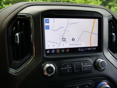 Used 2022 GMC Sierra 1500 Denali w/ Driver Alert Package II AWD/4WD image 15