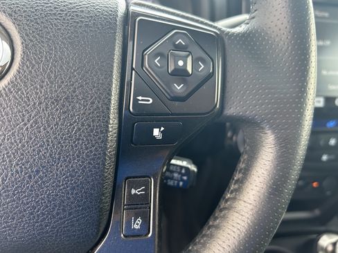 Used 2020 Toyota 4Runner Nightshade AWD/4WD image 25