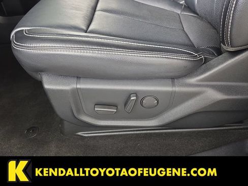 Used 2019 Ford F150 Lariat w/ Equipment Group 502A Luxury AWD/4WD image 27