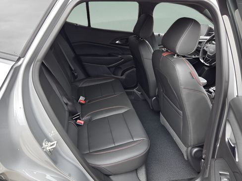 New 2026 Chevrolet Trax RS w/ Sunroof Package FWD image 14