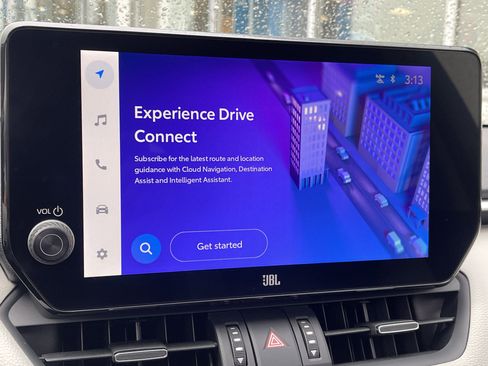 Used 2024 Toyota RAV4 XLE Premium image 28