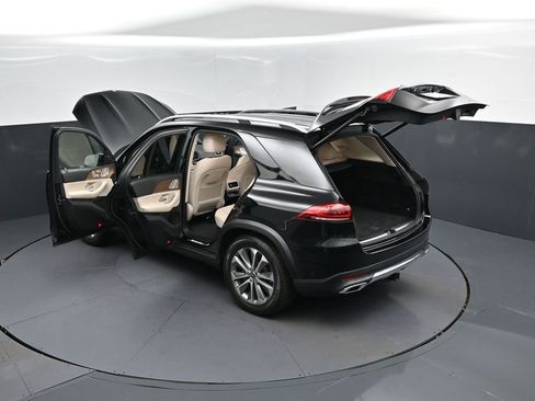 Used 2021 Mercedes-Benz GLE 350 image 2