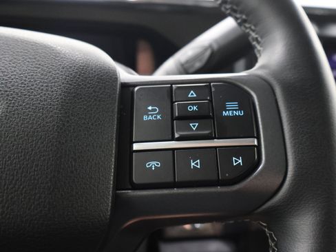 Used 2025 Ford F350 Lariat w/ Lariat Ultimate Package AWD/4WD image 14