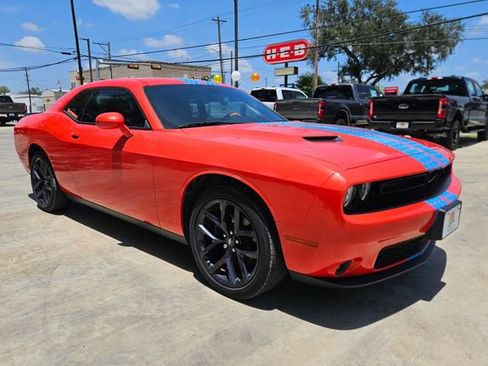 Used 2021 Dodge Challenger SXT w/ Blacktop Package RWD image 4