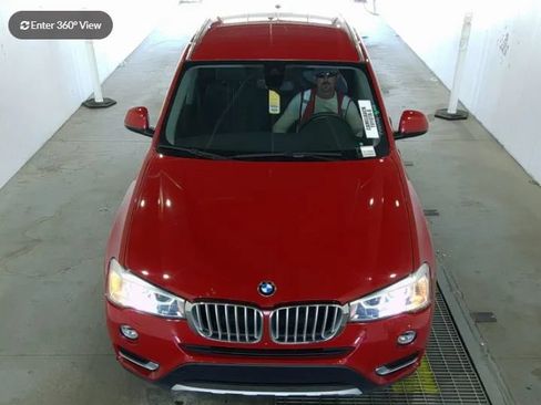 Used 2017 BMW X3 xDrive28i AWD/4WD image 3