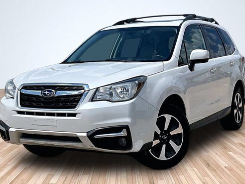 Used 2017 Subaru Forester 2.5i Premium AWD/4WD image 1