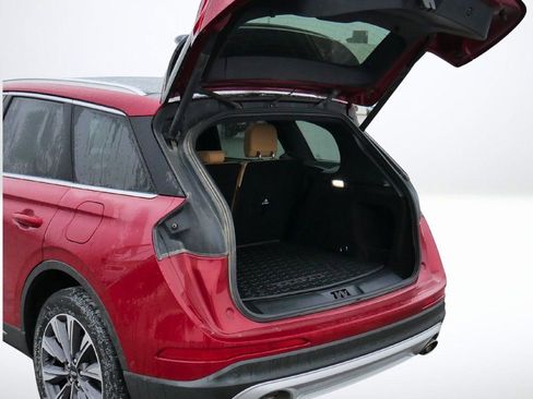 Used 2020 Lincoln Corsair Reserve w/ Equipment Group 201A image 17