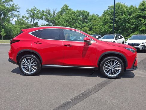 Used 2024 Lexus NX 350h AWD w/ Vision Package image 8