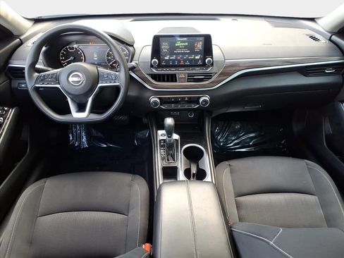 Used 2023 Nissan Altima 2.5 SV image 14