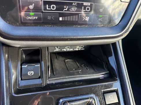 Used 2023 Subaru Outback Wilderness image 16