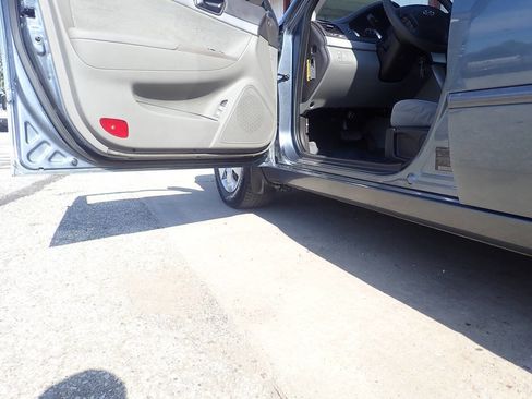 Used 2009 Hyundai Sonata GLS image 10