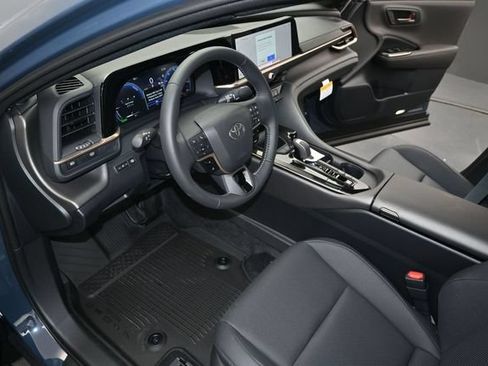 New 2026 Toyota Crown AWD/4WD image 4