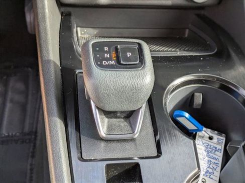 Used 2022 Nissan Rogue SV image 15