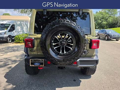 Used 2025 Jeep Wrangler Unlimited Rubicon w/ XTREMEE 35" Tire Package AWD/4WD image 3