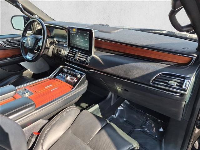 Used 2019 Lincoln Navigator Reserve AWD/4WD image 26