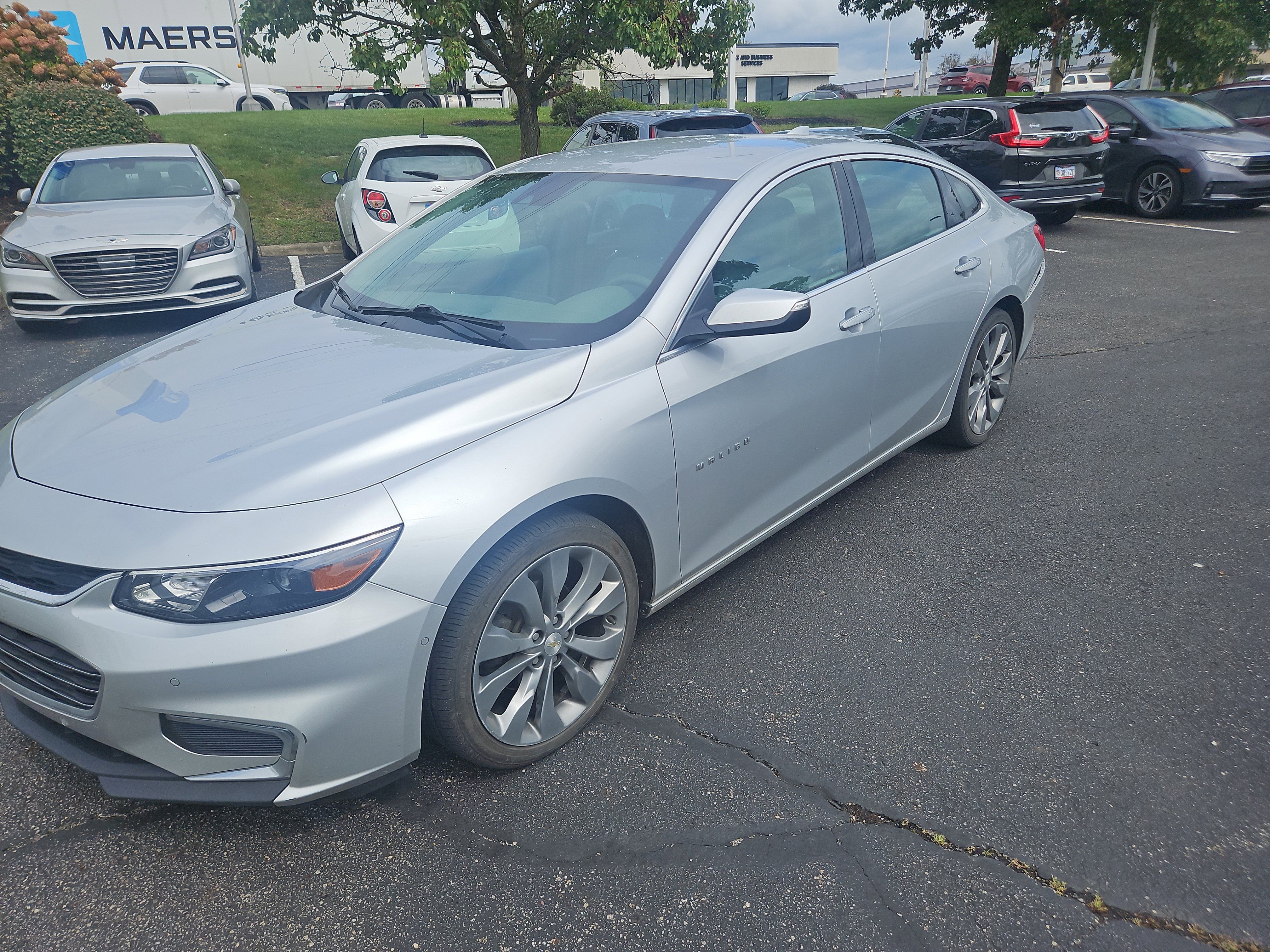 Used 2016 Chevrolet Malibu Premier w/ Driver Confidence Package II FWD image 27