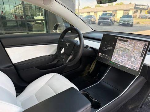 Used 2020 Tesla Model 3 Long Range AWD/4WD image 12