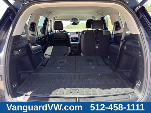 Used 2023 Jeep Grand Cherokee L Limited w/ Luxury Tech Group II AWD/4WD image 9