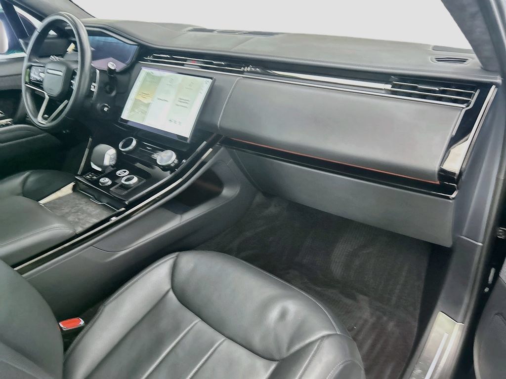 Certified 2023 Land Rover Range Rover Sport First Edition AWD/4WD image 16