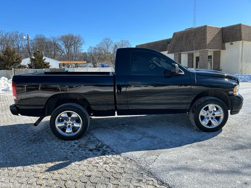 Used 2005 Dodge Ram 1500 Truck SLT w/ Sport Appearance Group image 4