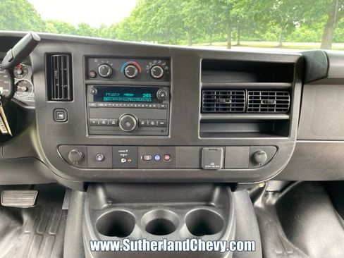 Used 2024 GMC Savana 2500 w/ Driver Convenience Package RWD image 20