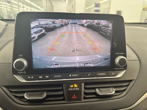 Used 2021 Nissan Altima 2.5 SV FWD image 15