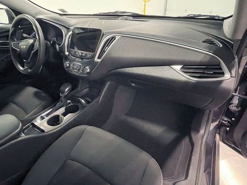 Used 2022 Chevrolet Malibu LS image 26