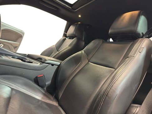 Used 2018 Dodge Challenger SXT Plus RWD image 17