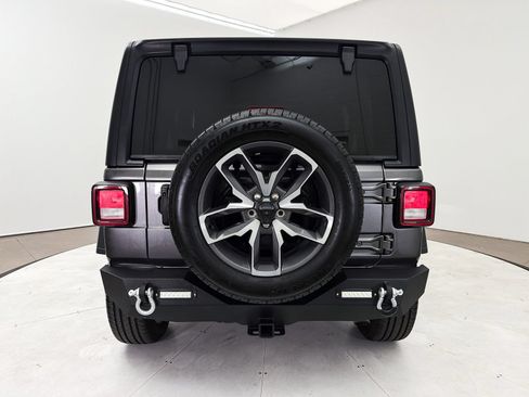 Used 2024 Jeep Wrangler Unlimited Sport AWD/4WD image 14