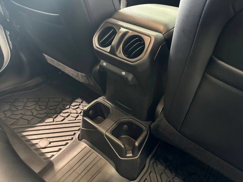 Used 2025 Jeep Wrangler Unlimited Sport AWD/4WD image 46