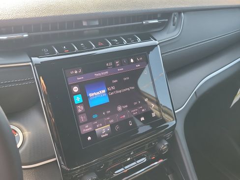 New 2025 Jeep Grand Cherokee Altitude RWD image 16
