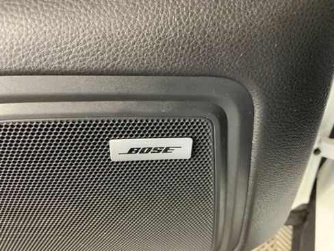 Used 2019 Porsche Macan AWD/4WD image 28