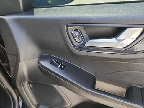 Used 2023 Ford Escape ST-Line FWD image 38