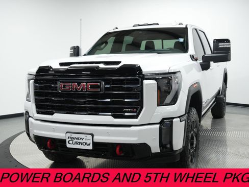 Used 2024 GMC Sierra 2500 AT4 w/ AT4 Premium Plus Package image 3