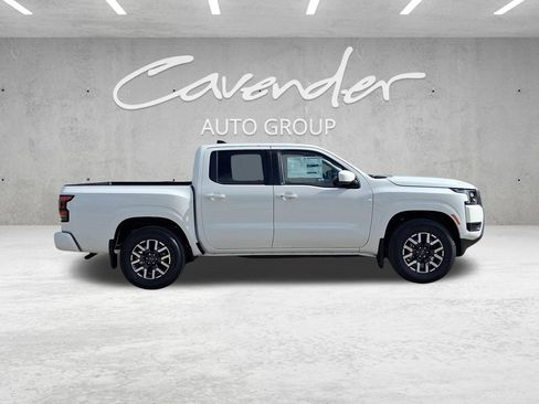 New 2026 Nissan Frontier SV w/ SV Convenience Package RWD image 18