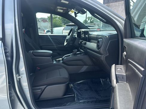 Used 2023 Chevrolet Colorado Trail Boss AWD/4WD image 14