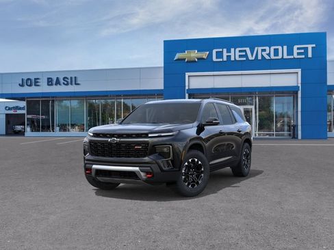 New 2027 Chevrolet Traverse Z71 w/ Driver Confidence Package AWD/4WD image 8