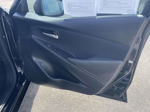 Used 2020 Toyota Yaris LE image 24