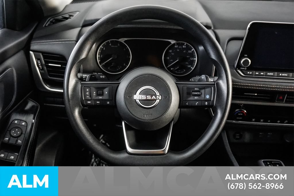 Used 2024 Nissan Rogue SV FWD image 24