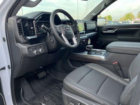 New 2026 GMC Sierra 1500 SLT w/ SLT Premium Plus Package AWD/4WD image 8