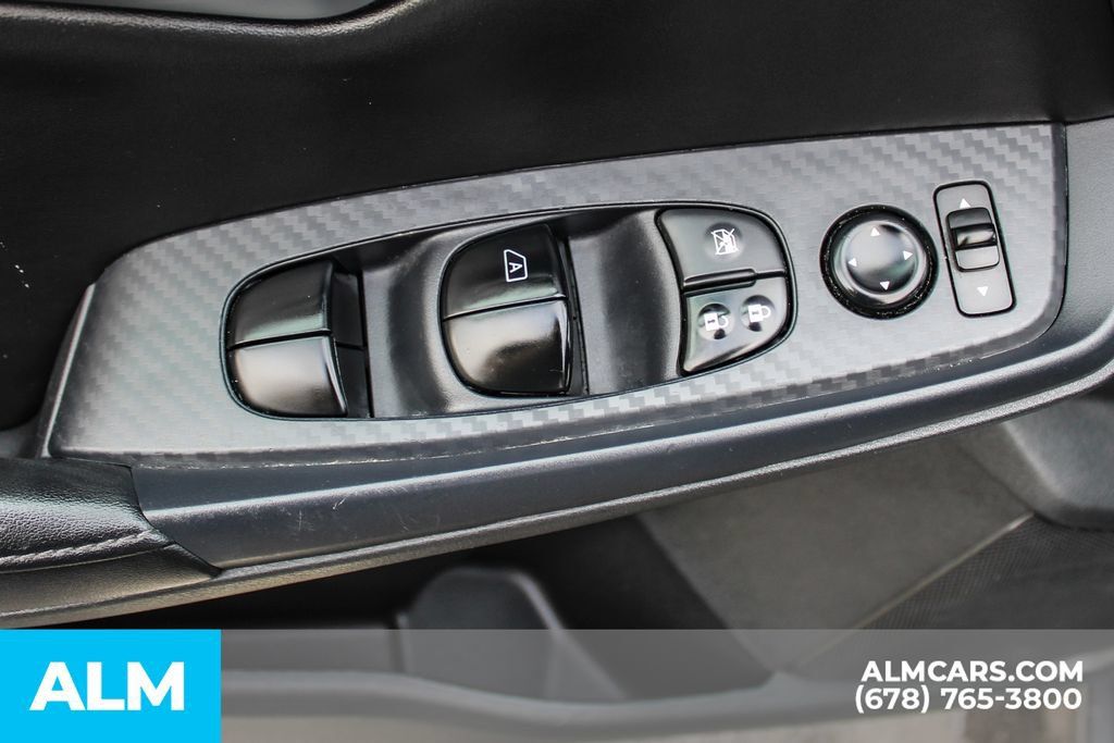 Used 2024 Nissan Sentra SV FWD image 37
