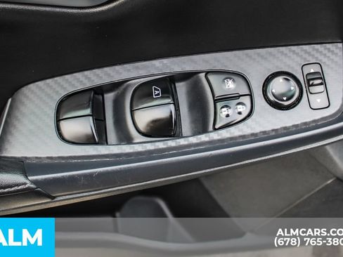 Used 2024 Nissan Sentra SV FWD image 37