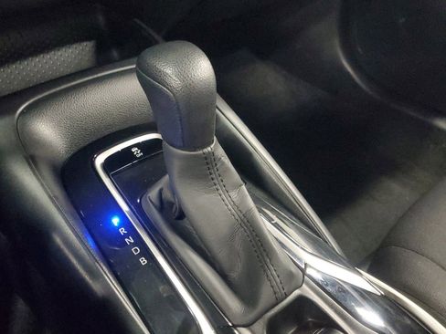 Used 2021 Toyota Corolla LE image 31