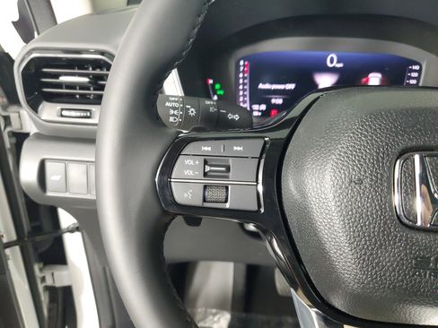 New 2026 Honda Pilot Touring image 26