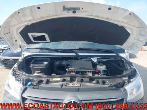 Used 2022 Mercedes-Benz Sprinter 2500 image 12
